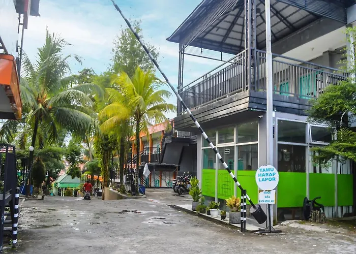 OYO 1745 Guest House Nur Aziziah Syariah 2 Balikpapan 