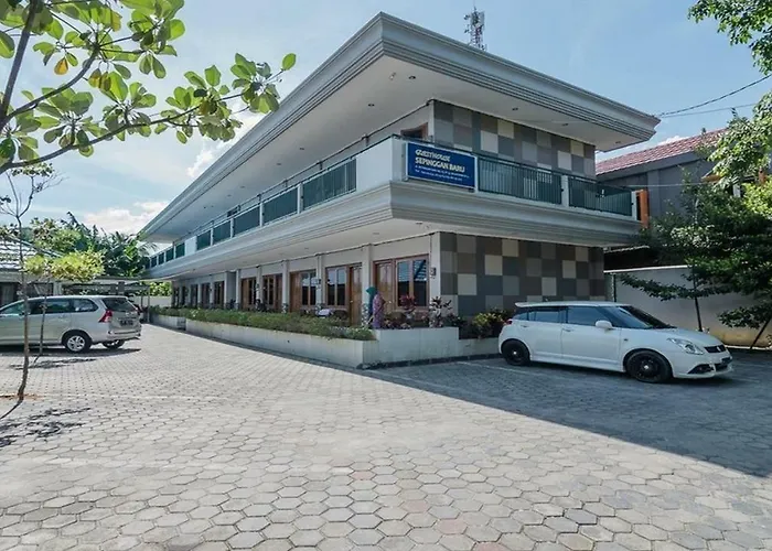 RedDoorz Syariah near Sepinggan Airport Balikpapan Hotel